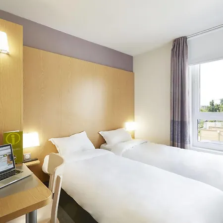 Hotel Lens Musee Du Louvre 2*