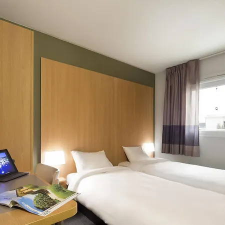 Lens Musee Du Louvre