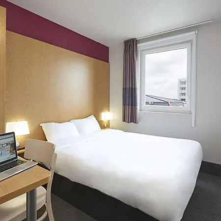 Lens Musee Du Louvre Hotel